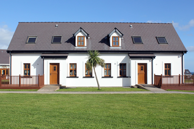 Hookless Holiday Homes